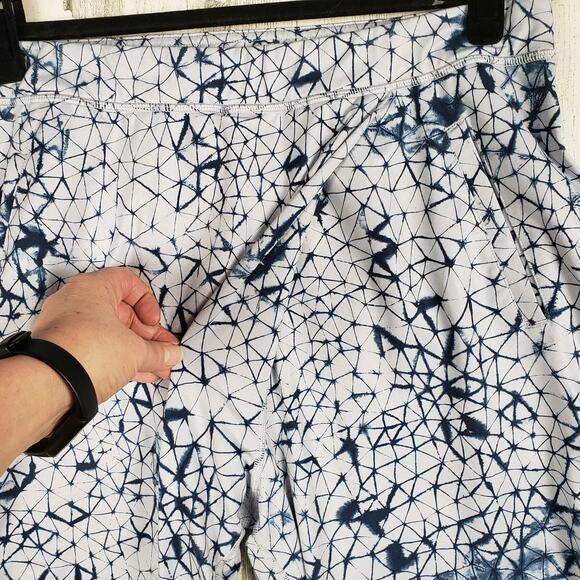Lululemon Athletica Star Crushed Silver Fox Deep Navy Retreat Yogi Crop Pants 8 - Picture 4 of 15